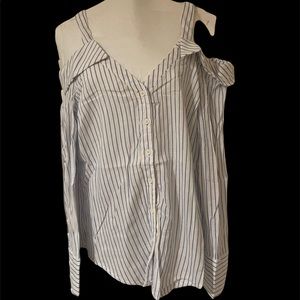2/$10 | Too Cute Off-the-Shoulder Button-Up Boutique Blouse
